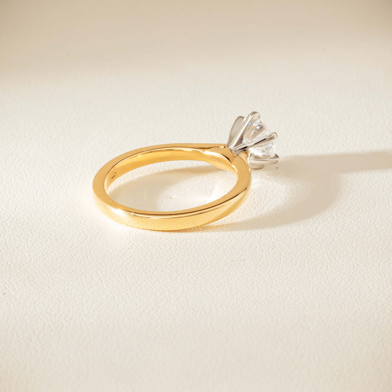 18ct Yellow Gold 1.01ct Diamond Capri Ring