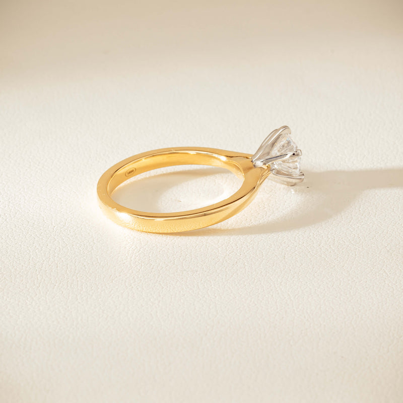 18ct Yellow Gold 1.01ct Diamond Capri Ring