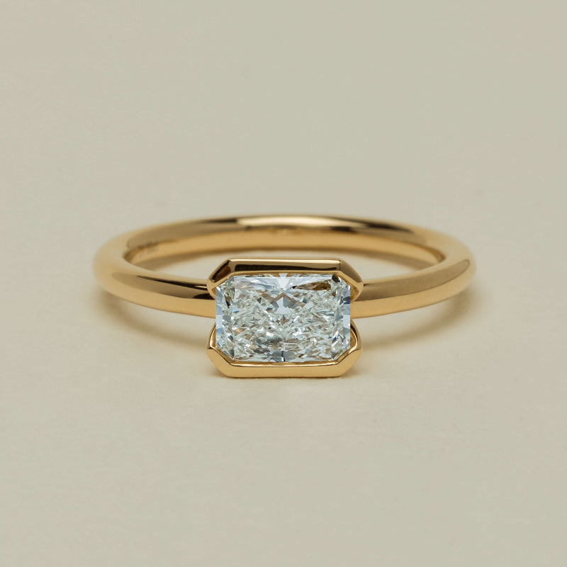 18ct Yellow Gold 1.00ct Radiant-Cut Diamond Elle Ring - Ring - Walker & Hall