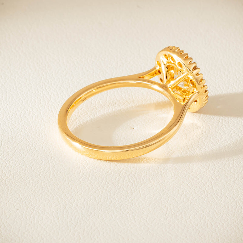 18ct Yellow Gold .96ct Diamond Daisy Ring - Ring - Walker & Hall