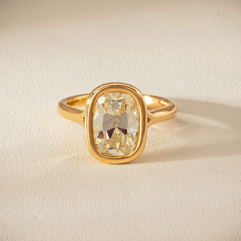 18ct Yellow Gold 3.65ct Antique-Style Cushion Diamond Ring - Ring - Walker & Hall