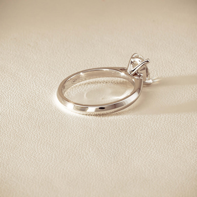 18ct White Gold 1.00ct Oval Diamond Venetian Ring - Ring - Walker & Hall