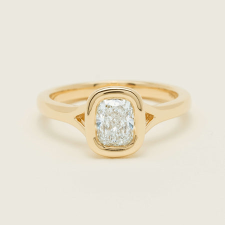 18ct Yellow Gold 1.00ct Cushion Cut Diamond Natalia Ring