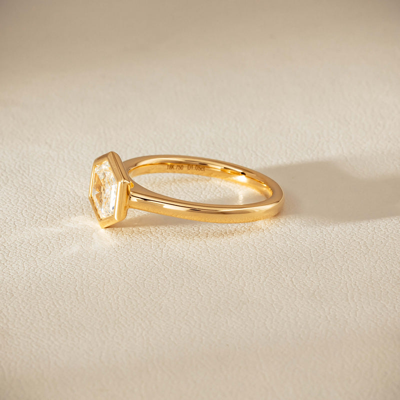 18ct Yellow Gold 1.05ct Hexagonal Diamond Natalia Ring