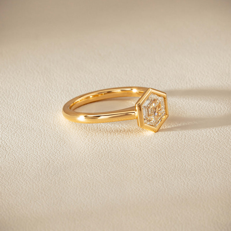 18ct Yellow Gold 1.05ct Hexagonal Diamond Natalia Ring
