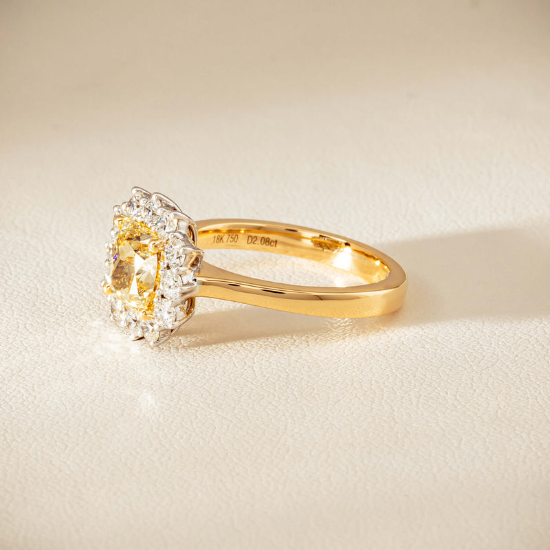 18ct Yellow Gold 2.08ct Cushion Fancy Diamond Belle Ring