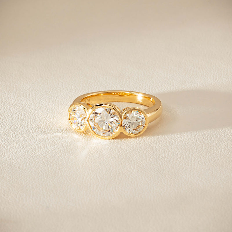 18ct Yellow Gold 2.96ct Reclaimed Diamond Natalia Ring