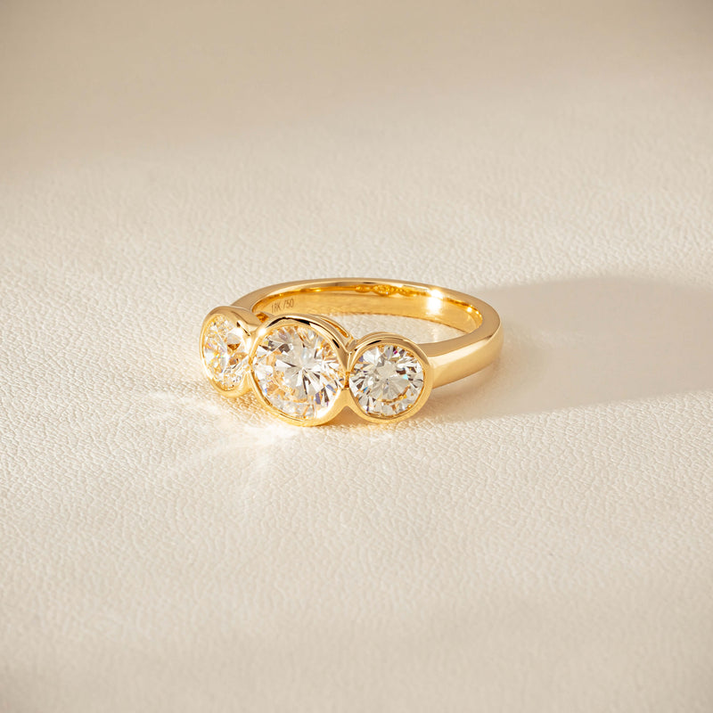 18ct Yellow Gold 2.96ct Reclaimed Diamond Natalia Ring