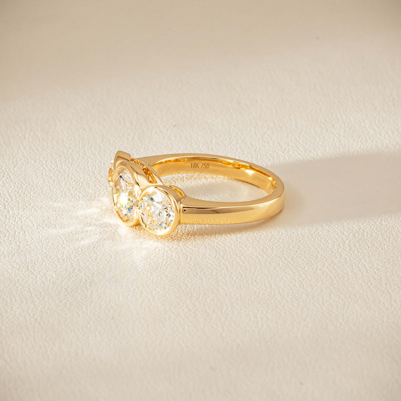18ct Yellow Gold 2.96ct Reclaimed Diamond Natalia Ring