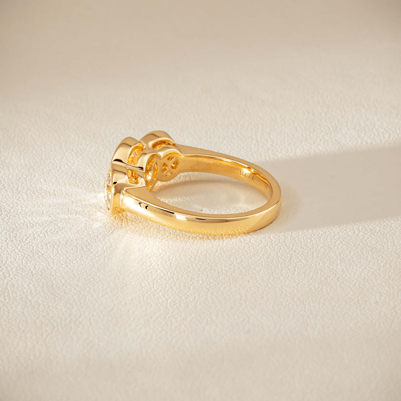 18ct Yellow Gold 2.96ct Reclaimed Diamond Natalia Ring