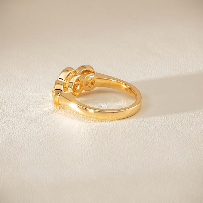 18ct Yellow Gold 2.96ct Reclaimed Diamond Natalia Ring