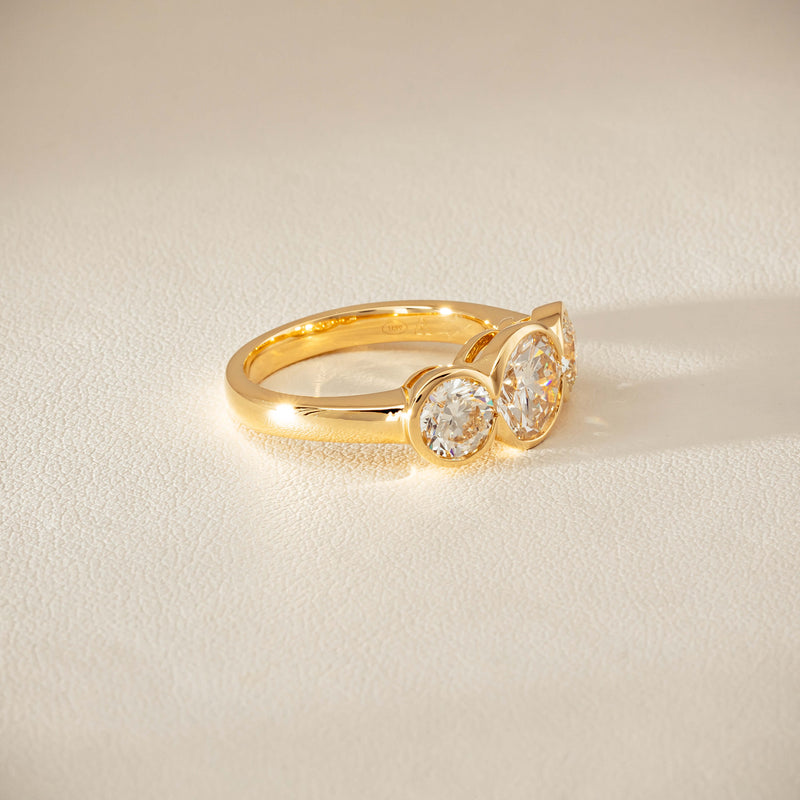 18ct Yellow Gold 2.96ct Reclaimed Diamond Natalia Ring