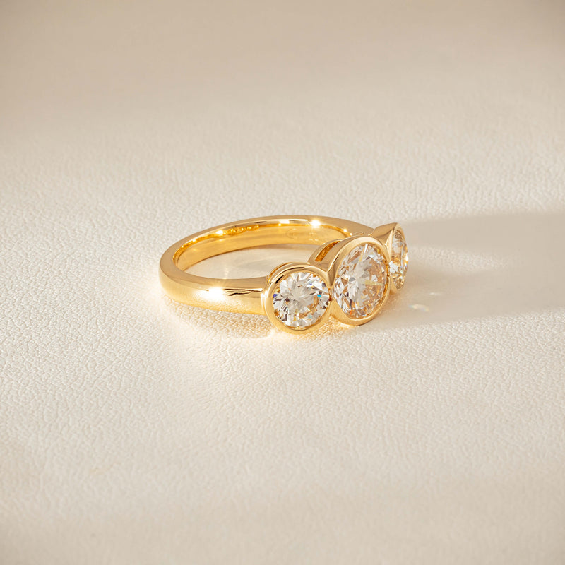 18ct Yellow Gold 2.96ct Reclaimed Diamond Natalia Ring