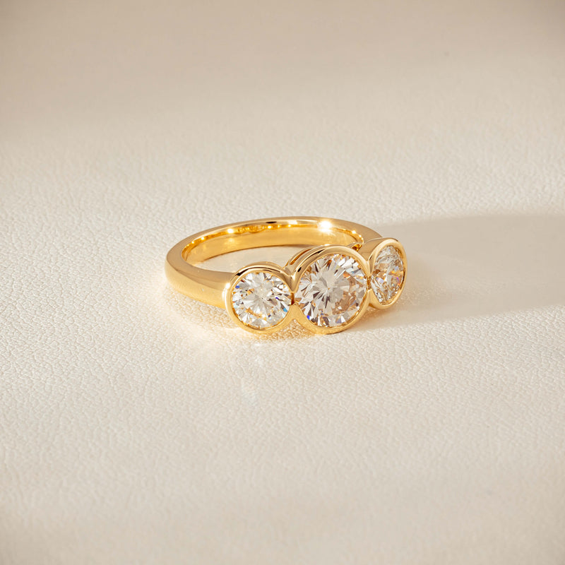 18ct Yellow Gold 2.96ct Reclaimed Diamond Natalia Ring