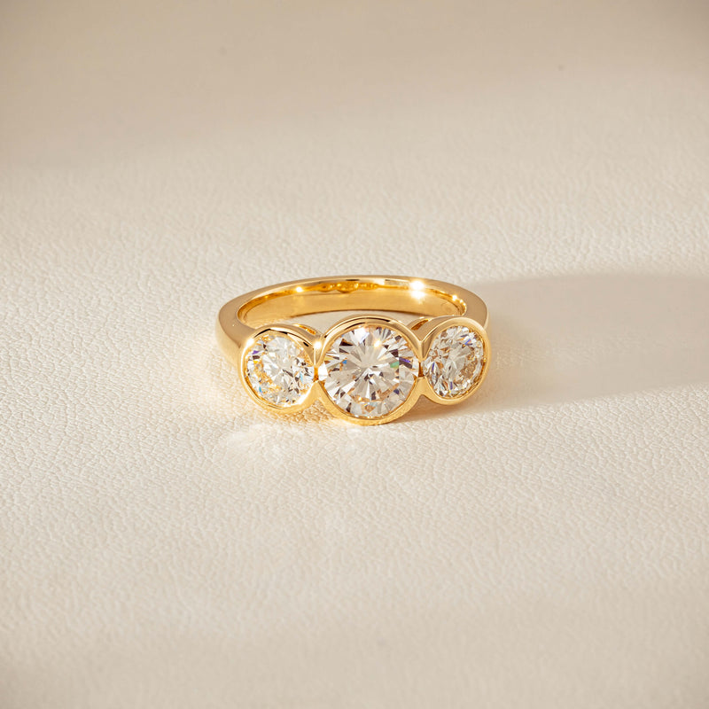 18ct Yellow Gold 2.96ct Reclaimed Diamond Natalia Ring