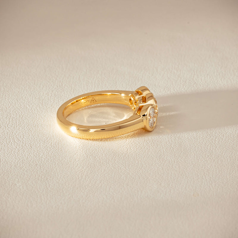 18ct Yellow Gold 1.68ct Reclaimed Diamond Natalia Ring