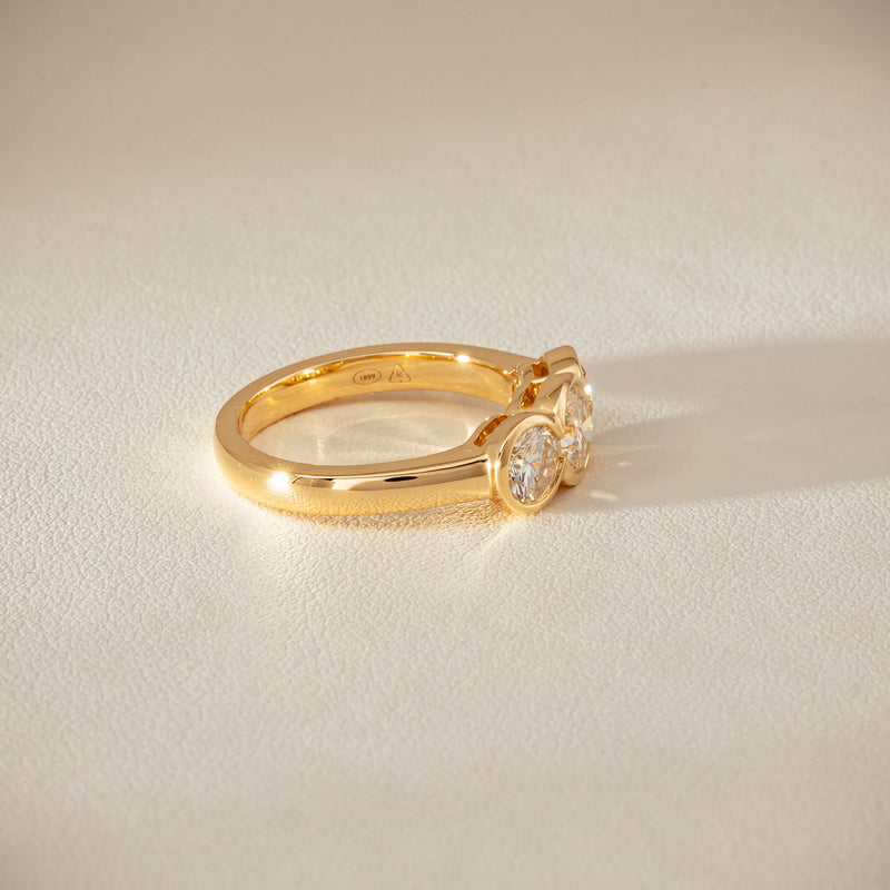 18ct Yellow Gold 1.68ct Reclaimed Diamond Natalia Ring