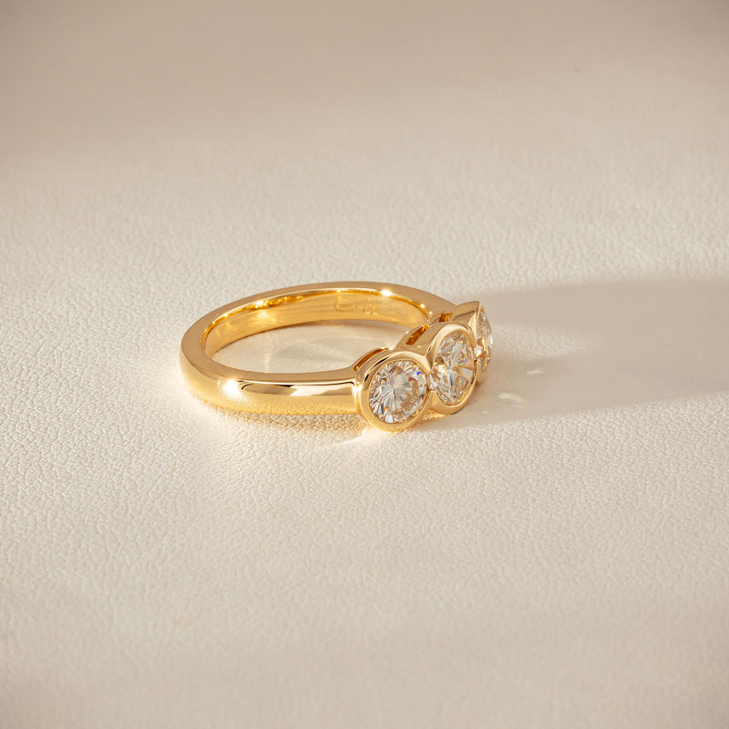 18ct Yellow Gold 1.68ct Reclaimed Diamond Natalia Ring