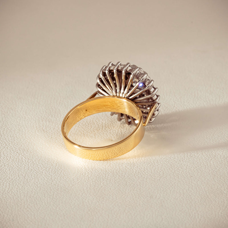 Deja Vu 18ct Yellow Gold 1.20ct Diamond Cluster Ring