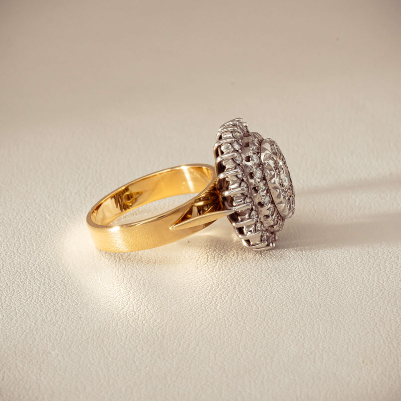 Deja Vu 18ct Yellow Gold 1.20ct Diamond Cluster Ring
