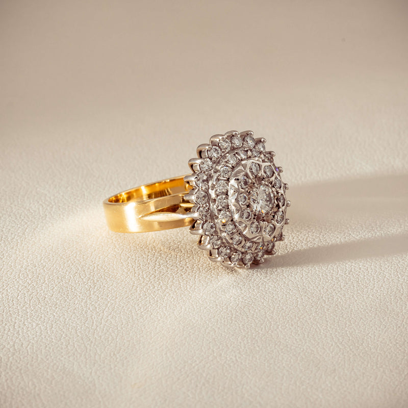 Deja Vu 18ct Yellow Gold 1.20ct Diamond Cluster Ring