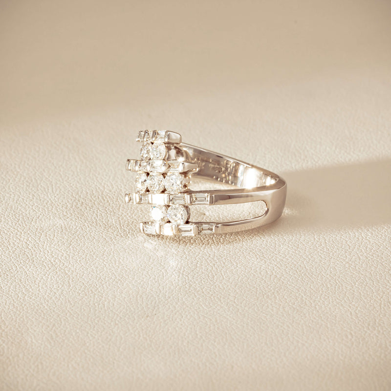 Deja Vu 18ct White Gold 1.50ct Diamond Crossover Ring