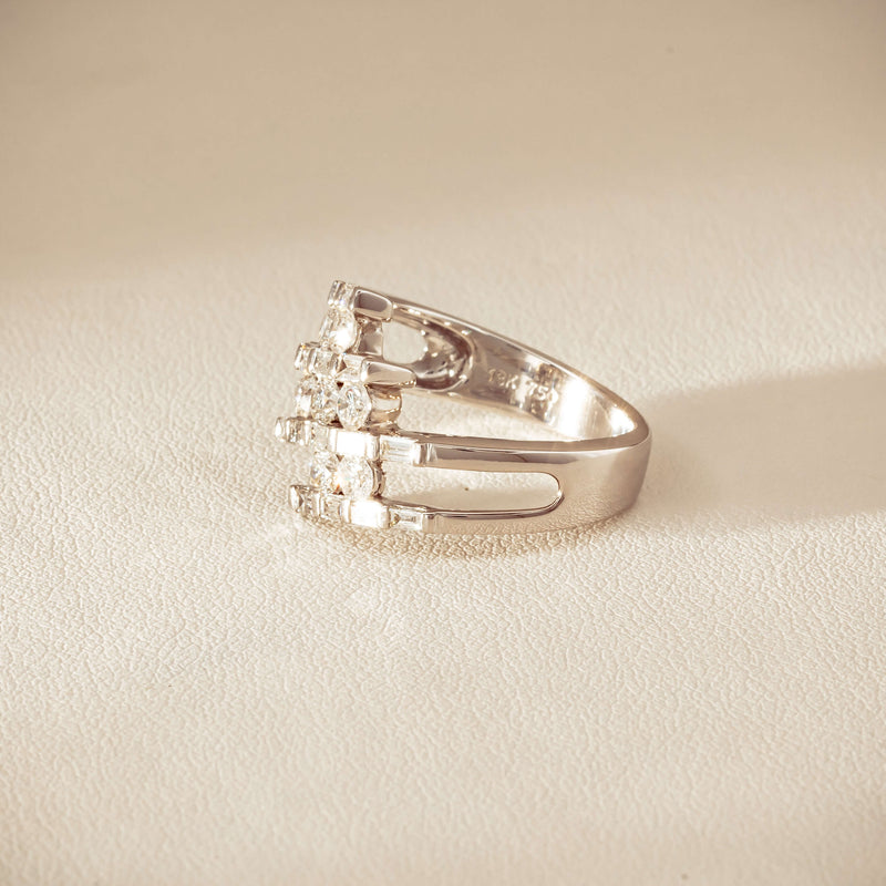 Deja Vu 18ct White Gold 1.50ct Diamond Crossover Ring