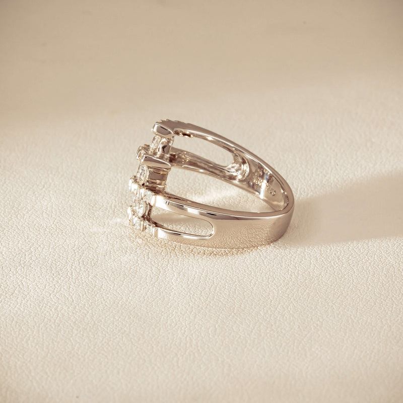 Deja Vu 18ct White Gold 1.50ct Diamond Crossover Ring
