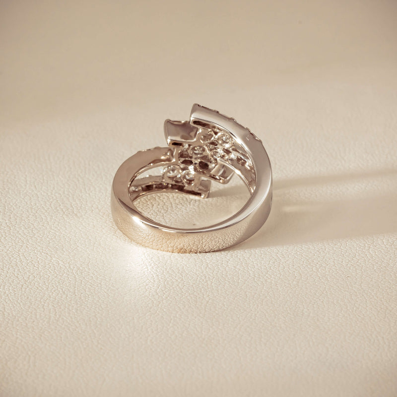 Deja Vu 18ct White Gold 1.50ct Diamond Crossover Ring