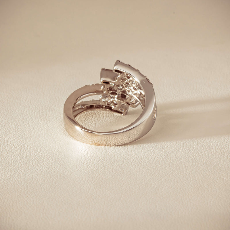 Deja Vu 18ct White Gold 1.50ct Diamond Crossover Ring