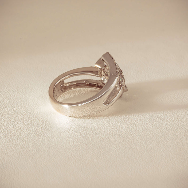 Deja Vu 18ct White Gold 1.50ct Diamond Crossover Ring