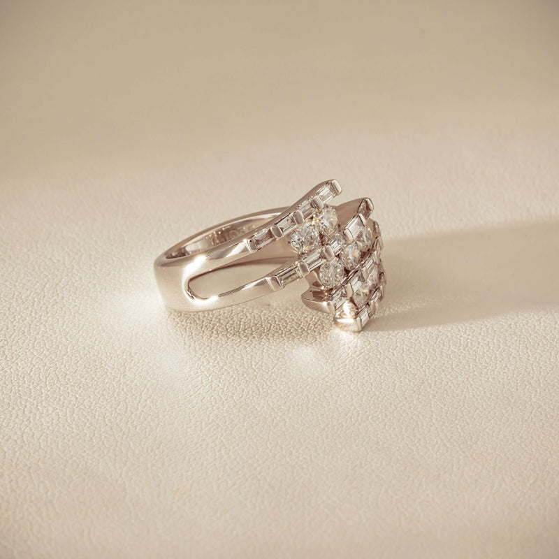 Deja Vu 18ct White Gold 1.50ct Diamond Crossover Ring