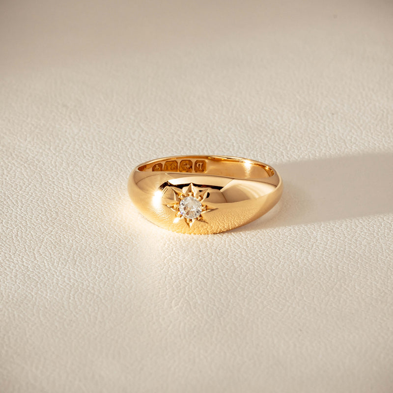 Vintage 18ct Yellow Gold .10ct Old-Cut Diamond Gypsy Ring