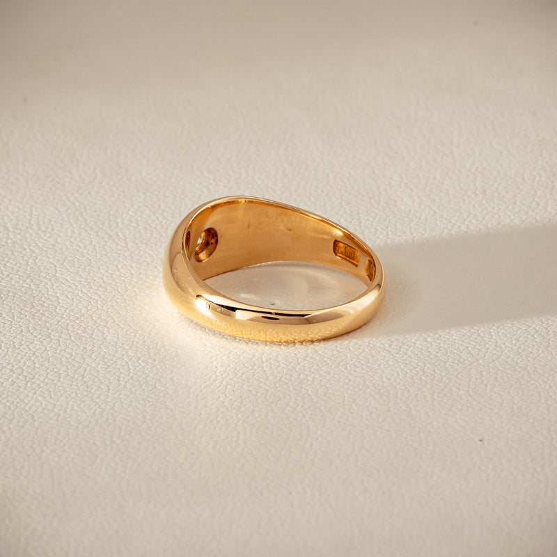 Vintage 18ct Yellow Gold .10ct Old-Cut Diamond Gypsy Ring