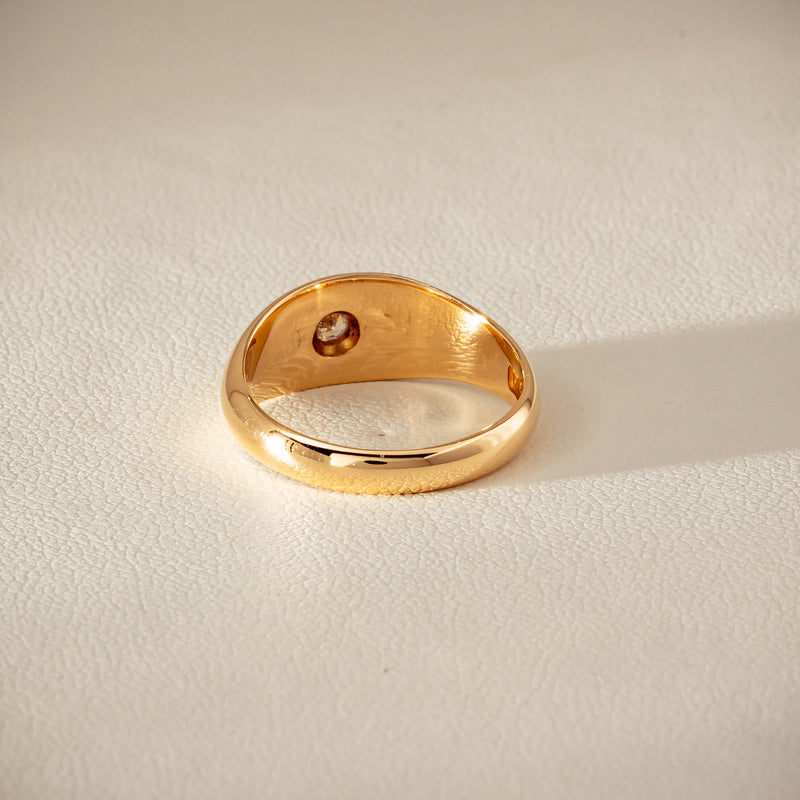 Vintage 18ct Yellow Gold .10ct Old-Cut Diamond Gypsy Ring