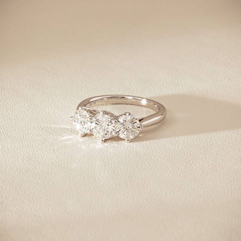 18ct White Gold 2.24ct Diamond Coronado Ring