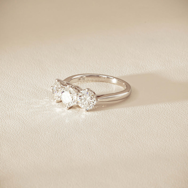 18ct White Gold 2.24ct Diamond Coronado Ring