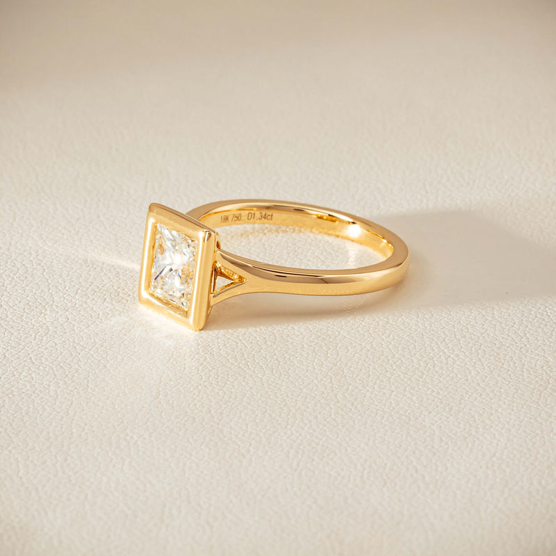 18ct Yellow Gold 1.34ct Reclaimed Radiant Diamond Elara Ring
