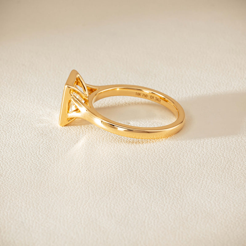 18ct Yellow Gold 1.34ct Reclaimed Radiant Diamond Elara Ring