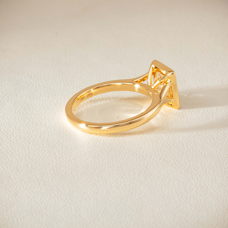 18ct Yellow Gold 1.34ct Reclaimed Radiant Diamond Elara Ring