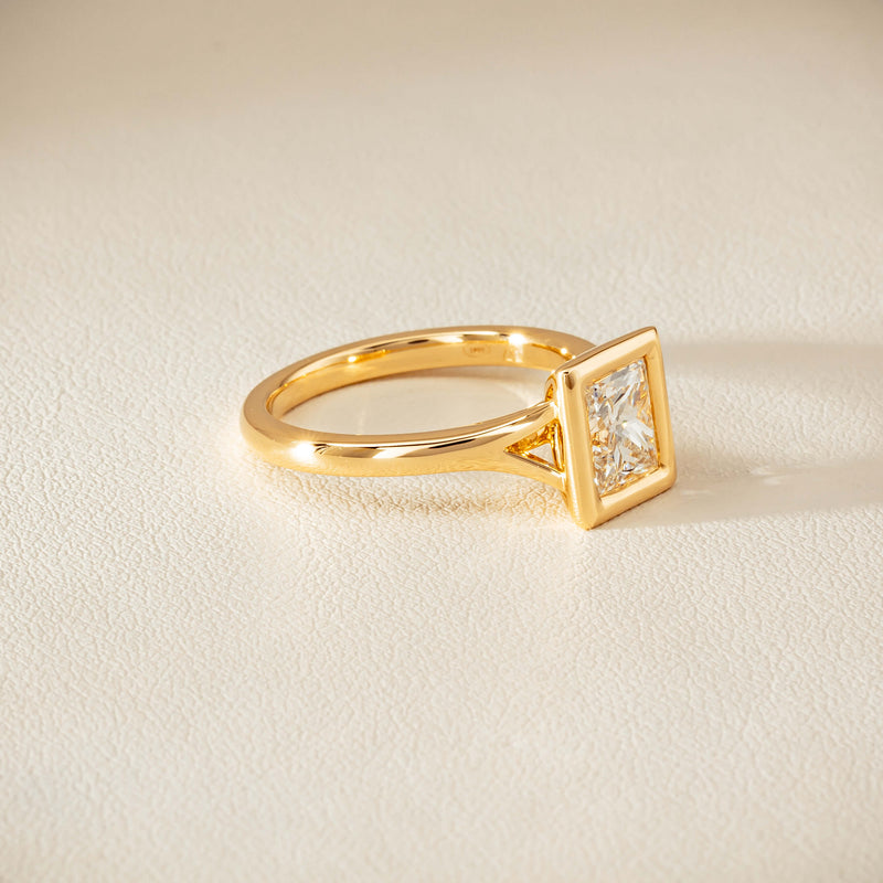 18ct Yellow Gold 1.34ct Reclaimed Radiant Diamond Elara Ring