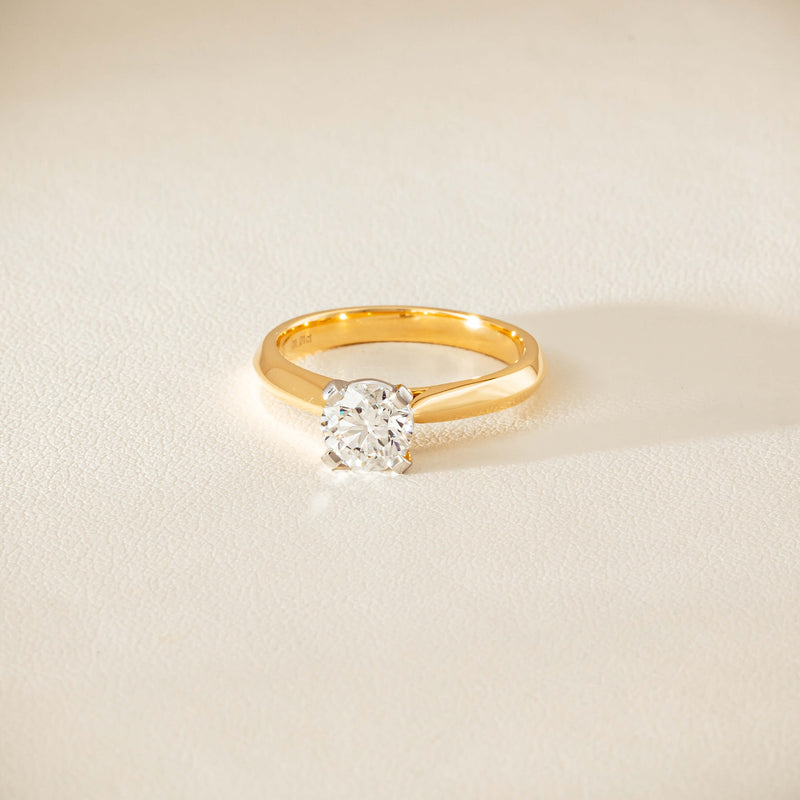18ct Yellow Gold 1.01ct Diamond Venetian Ring - Ring - Walker & Hall