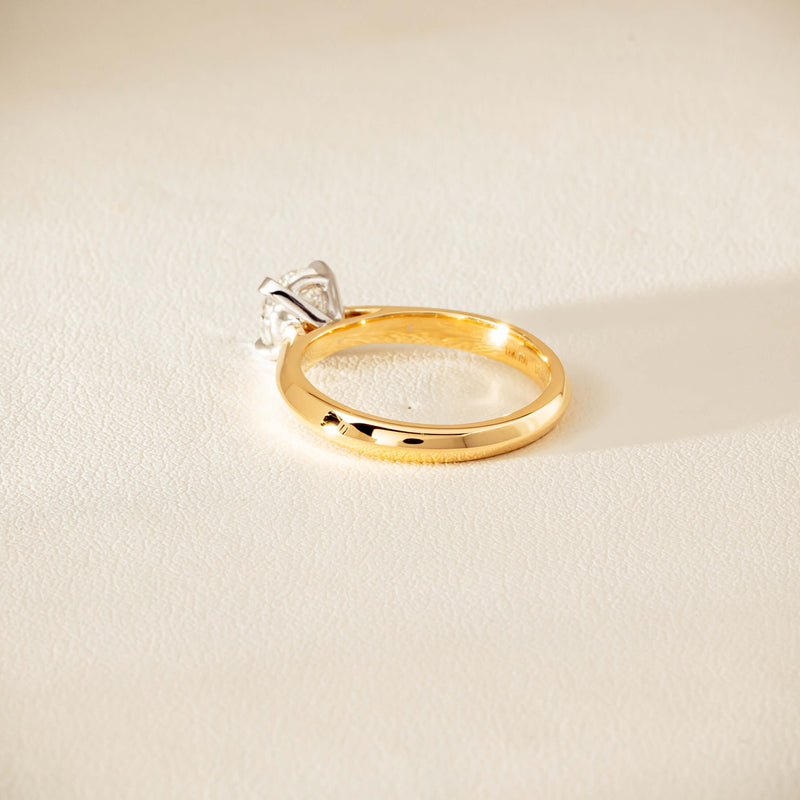 18ct Yellow Gold 1.01ct Diamond Venetian Ring - Ring - Walker & Hall