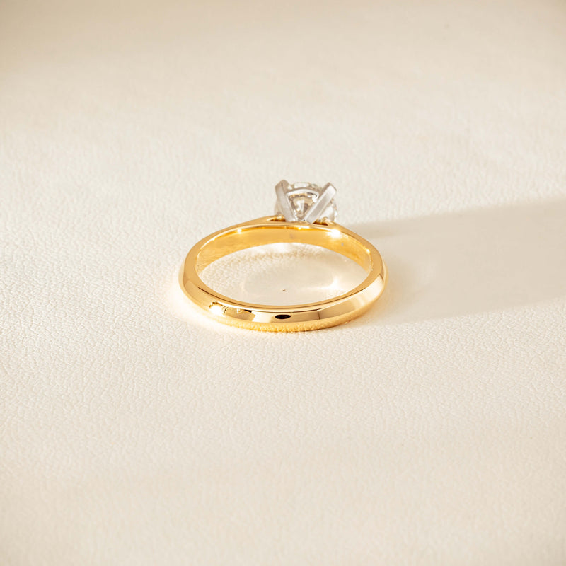18ct Yellow Gold 1.01ct Diamond Venetian Ring - Ring - Walker & Hall