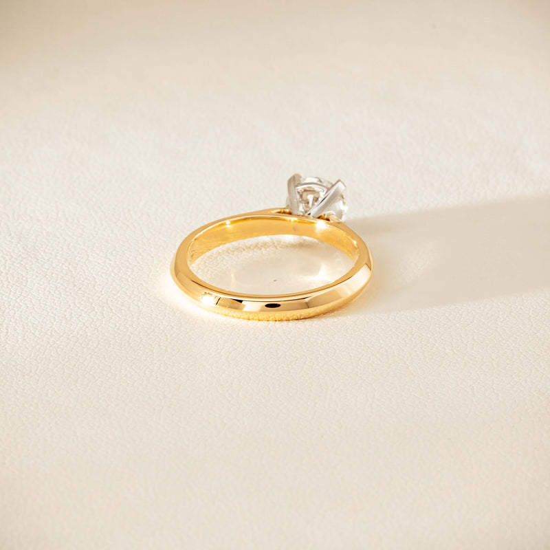 18ct Yellow Gold 1.01ct Diamond Venetian Ring - Ring - Walker & Hall