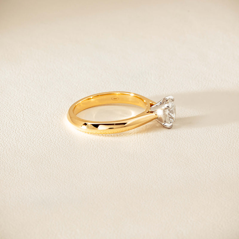 18ct Yellow Gold 1.01ct Diamond Venetian Ring - Ring - Walker & Hall
