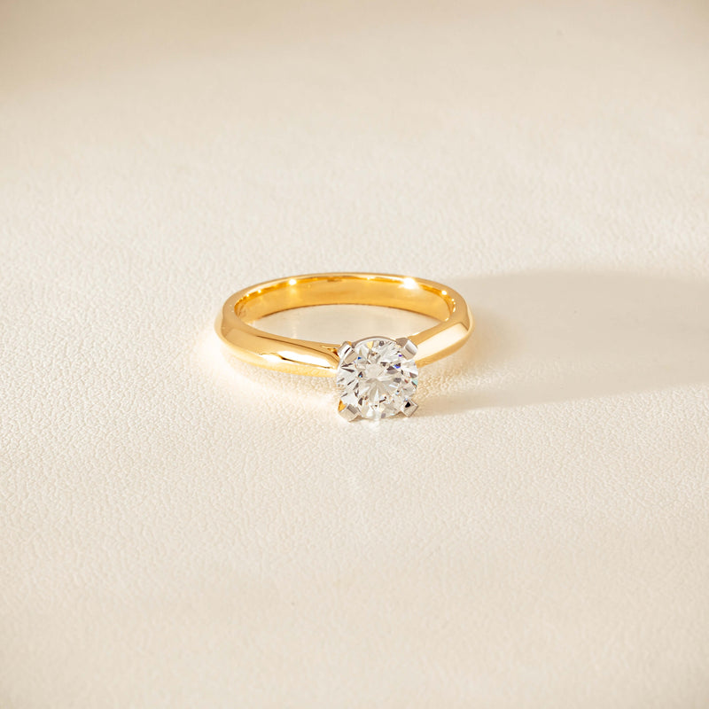 18ct Yellow Gold 1.01ct Diamond Venetian Ring - Ring - Walker & Hall