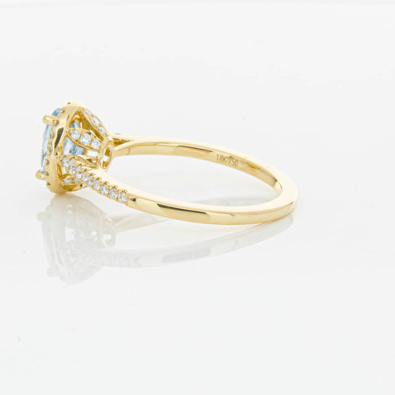 18ct Yellow Gold Aquamarine & Diamond Mini Sierra Ring-Ring-Walker & Hall