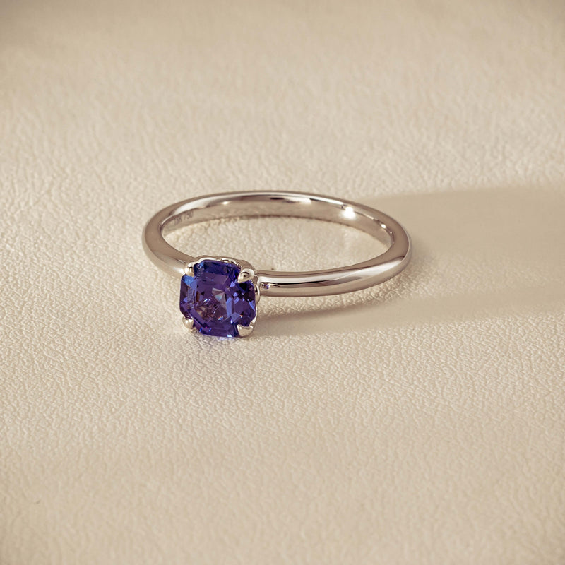 18ct White Gold Tanzanite Mini Octavia Ring - Ring - Walker & Hall