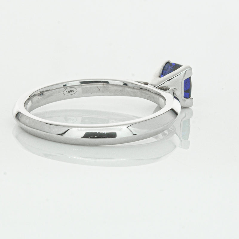 18ct White Gold 1.07ct Sapphire Venetian Ring-Ring-Walker & Hall